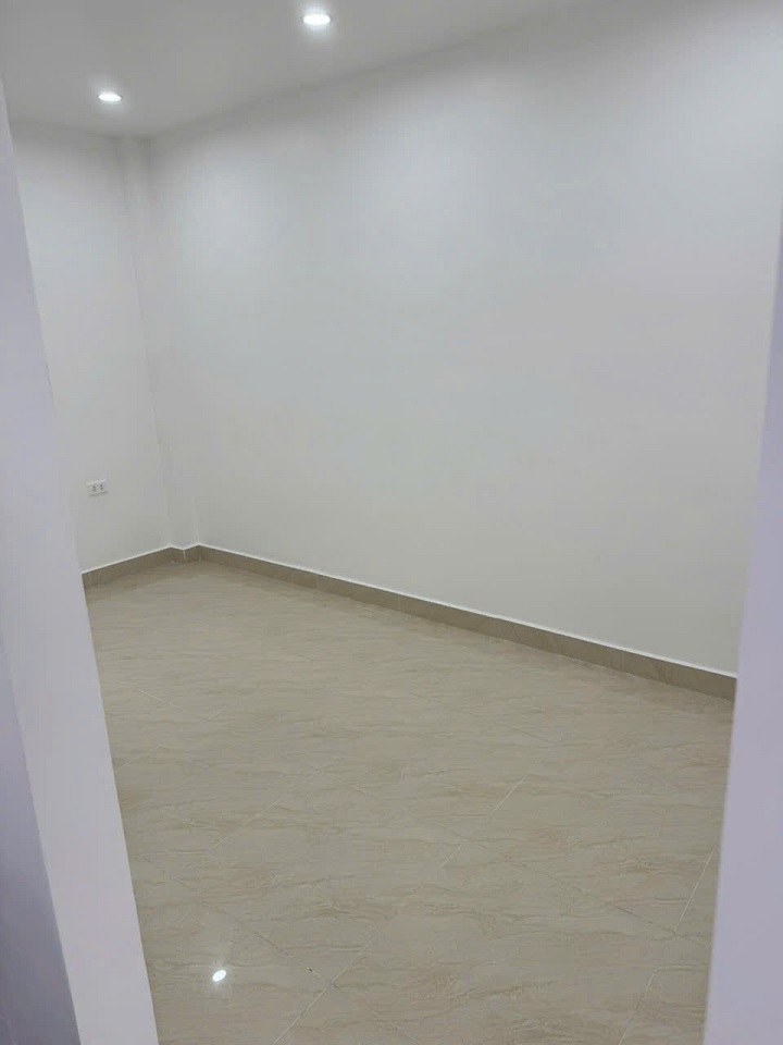 BÁN NHÀ 4 TẦNG - XÓM TRUNG, VĂN CAO, NGÔ QUYỀN, HẢI PHÒNG